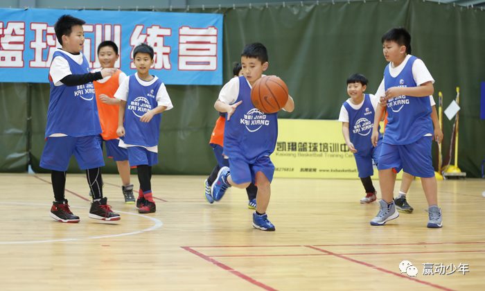 不知道让孩子学什么运动？青少年最佳运动能力培养期给你答案→