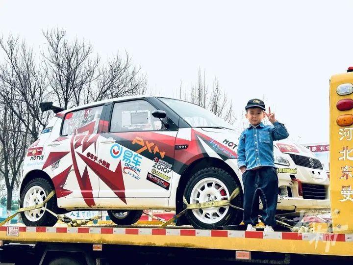 年仅5岁！全国最年轻持证赛车手亮相浙江这场比赛！一个月前刚完成新疆无人区40公里越野赛