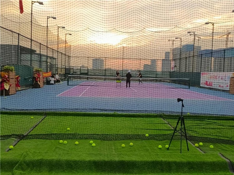 杭州悦动网球俱乐部 | 在空中球场的运动中收获快乐