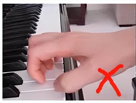 成年人零基础自学钢琴2年，有技术硬伤，进步不大，但不想放弃...