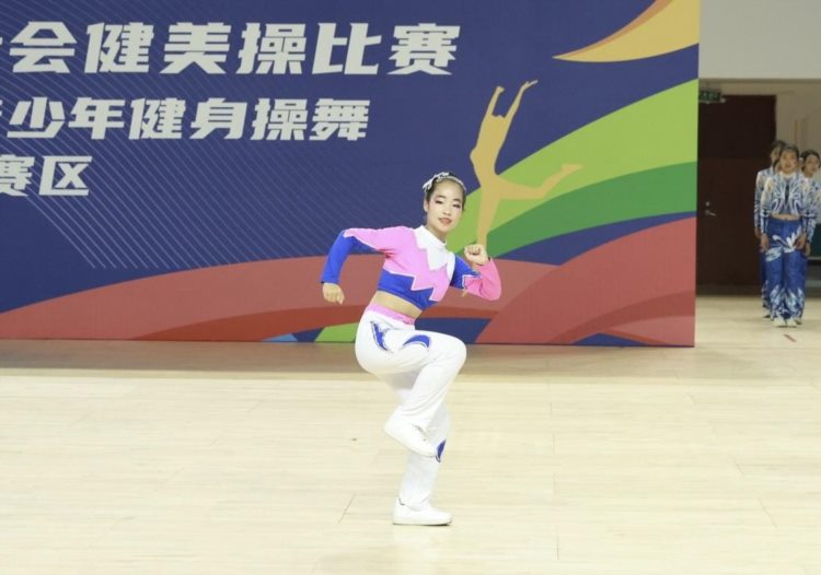 北京市体育大会健美操比赛举行 1200余名爱好者参与