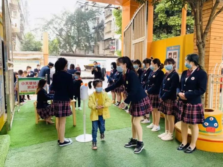 别瞧不起大专生当幼师！未来很长一段时间，她们都是幼教中坚力量