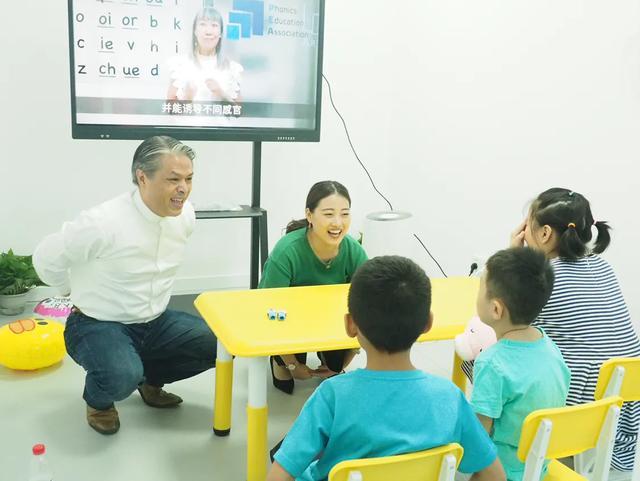 PEA品牌进驻天津，让孩子体验正宗英式英语教学