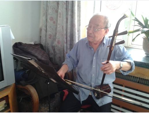 退休了想学点乐器学哪种好？盘点最适合退休后学习的乐器！