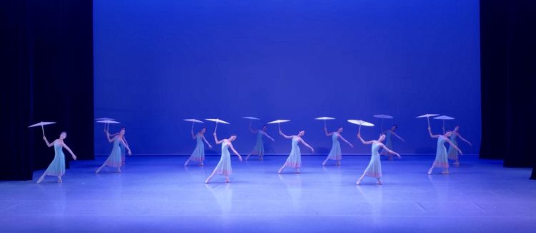 同心聚艺向阳而舞，上海优秀舞蹈新作亮相“国际舞蹈日”