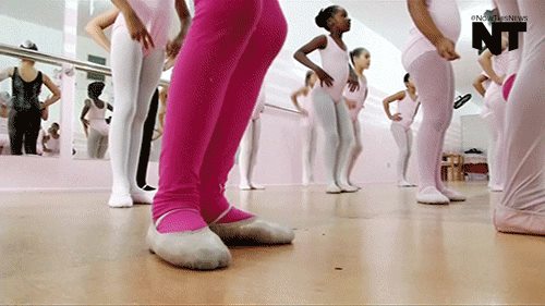 纠结给孩子选什么舞蹈班？真正要了解的是舞蹈能否契合孩子发育！