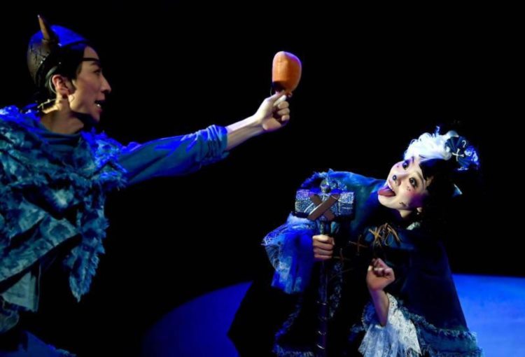 北京儿艺版《彼得·潘》，无人机“演”小仙女 世界经典说“贯口”