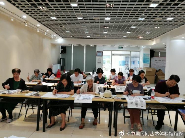 「乐龄学堂」书法培训开始了！！！北京建外街道永安里东社区