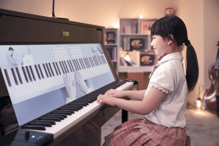 周杰伦家都在用的钢琴，「FIND智慧钢琴」希望以智慧硬件 音乐课程切入钢琴教育市场