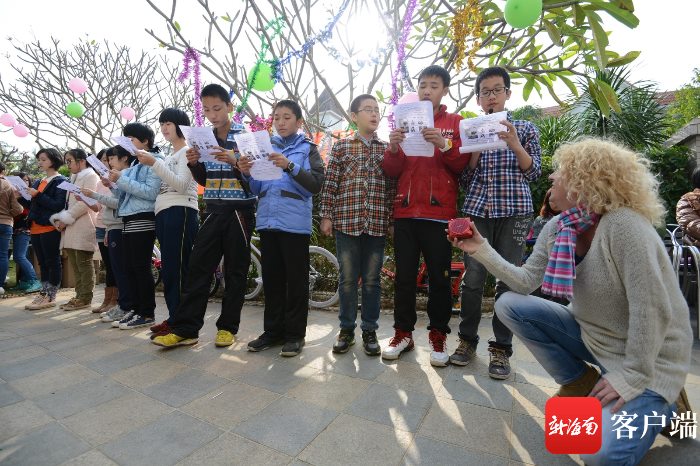 海南校外培训市场火爆 孩子喊累 家长担心孩子落后 该怎么办？