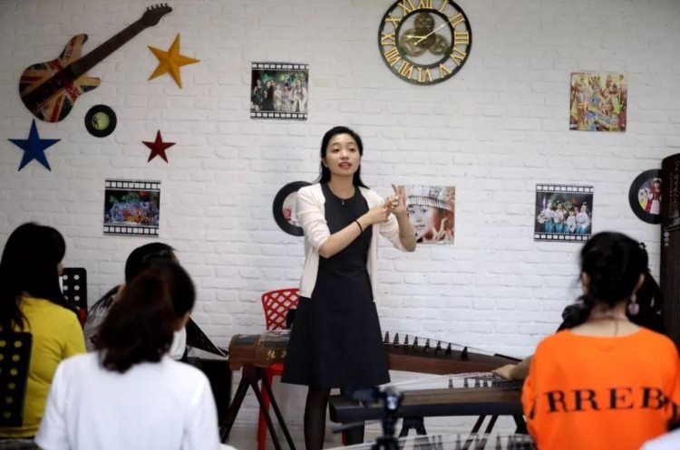 中国民族管弦乐学会青岛成功举办古筝二胡琵琶考级指导教师研修班