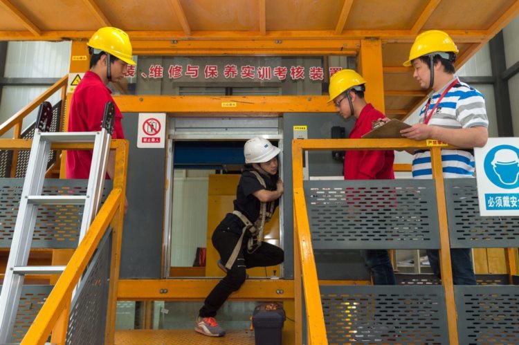 武汉市交通学校：电梯专业20年蝶变成省级优质