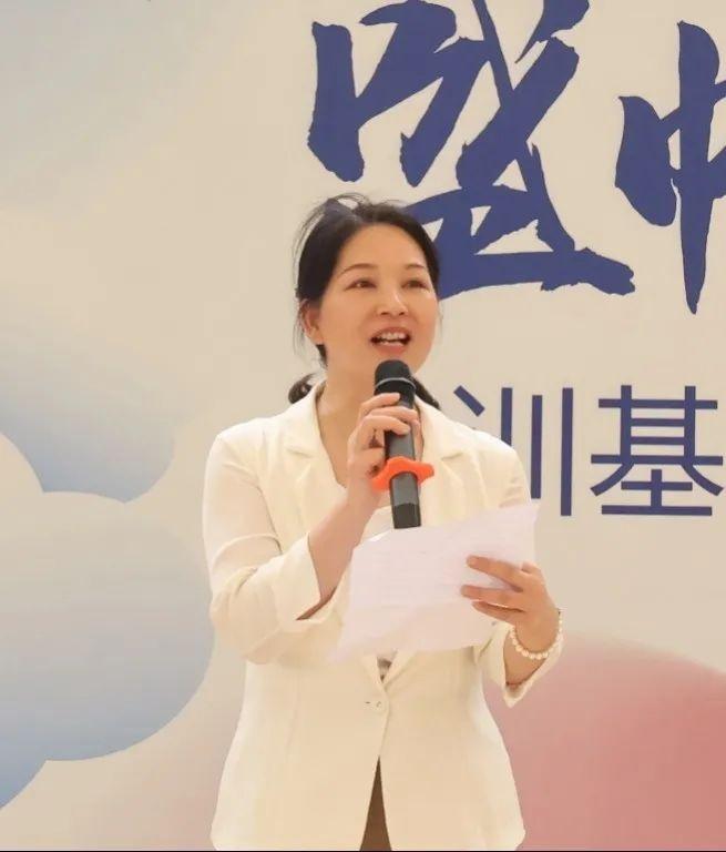 武汉盛帆女篮成年队正式更名为武汉盛帆白鹤队