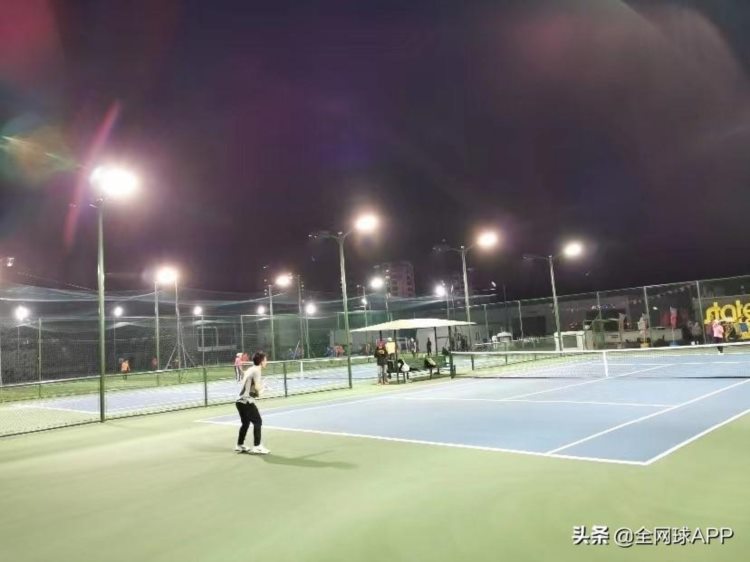 策元照明在全国网球场应用的盛起