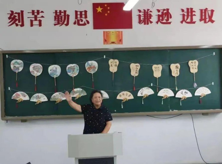 沈阳市书画教育研究会书画家到临沂鲁州高级中学开展书画教研活动