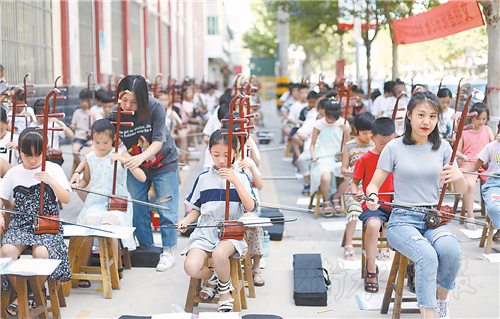 饶阳县开展为期3个月的二胡演奏培训活动