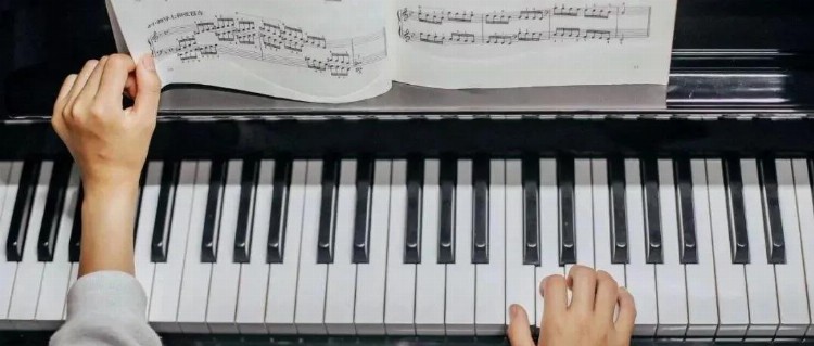 成人学钢琴，能学到什么水平？