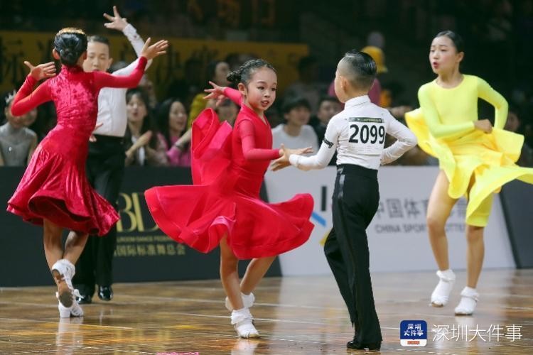 最小年龄仅6岁！全国超强国标舞小选手在深圳展开激烈角逐
