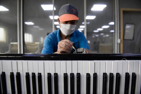 当年“挖人”造琴“惹恼”上海，今与上海钢琴“四手联弹”
