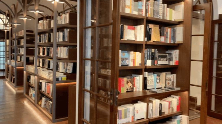 老建筑变身文化新地标，上海首家茑屋书店有哪些看点？