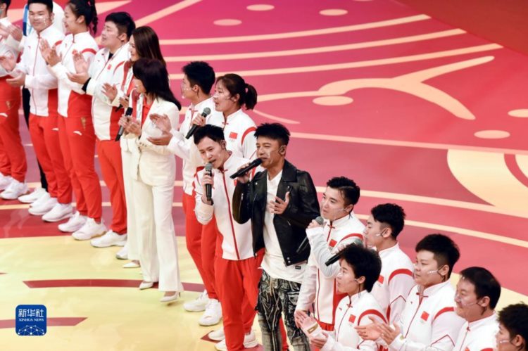 技艺精湛，人气爆棚——“奥运健儿大汇演”激励香港观众