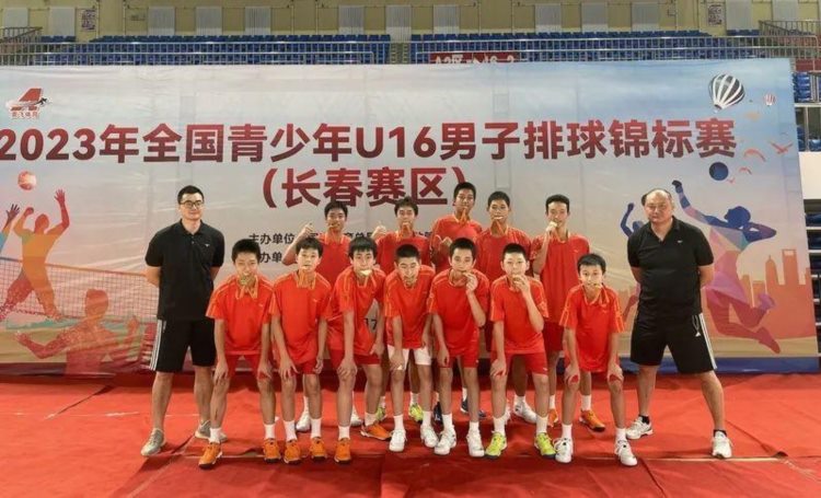 “小本本”“赛前冥想”……上海排球小将喜获全国双冠还有哪些秘诀？