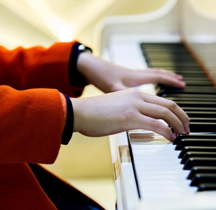 学琴不再难！四季艺术五种方法助你轻松学习钢琴！