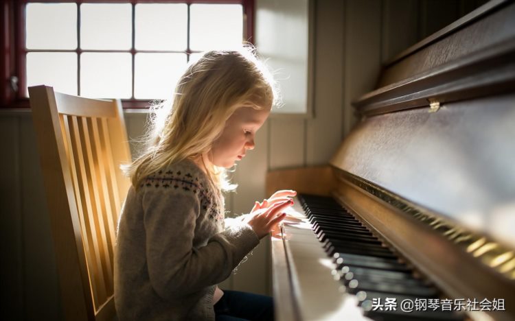 成人学钢琴童子功重要吗？童子功与非童子功的5个差距，如何补救