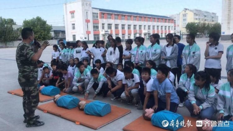 惠民县大年陈镇中心小学组织开展“体验式”应急安全教育培训