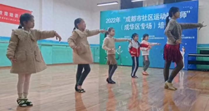 海滨湾社区青少年体育舞蹈培训