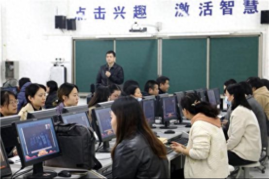 创新 行动，让你再心动 郑州市第五十八中学开展信息技术能力培训