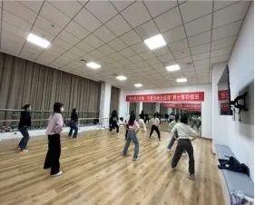 【工会服务在身边】银川市工人文化宫“新时代凤城工友学堂·千堂百场公益课”火热进行中！！！