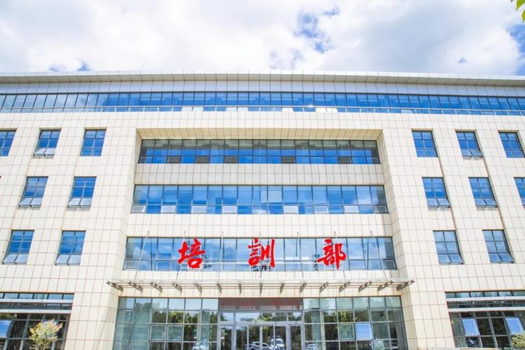 借力中国医学模拟教学联盟会员单位，打造一流临床技能培训平台！