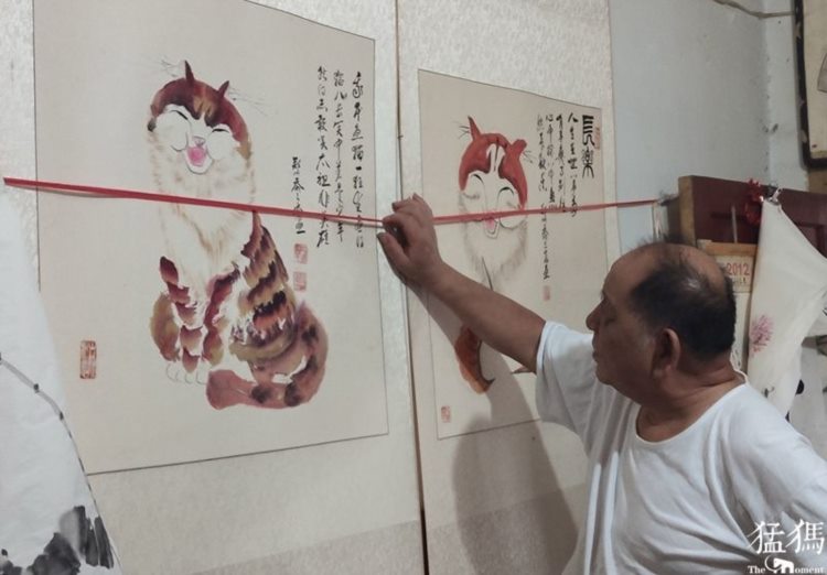 郑州这位六旬大叔20多年前自学国画 现赢得“中原猫王”美誉