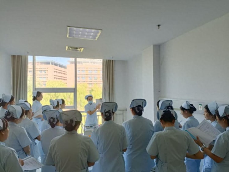 凝“新”聚力，“护”航未来——济宁市第一人民医院开展2023年新入职护理人员规范化岗前培训