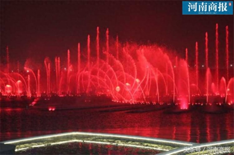 多图预警！郑州这座音乐喷泉向市民开放主喷百米高现场美如画