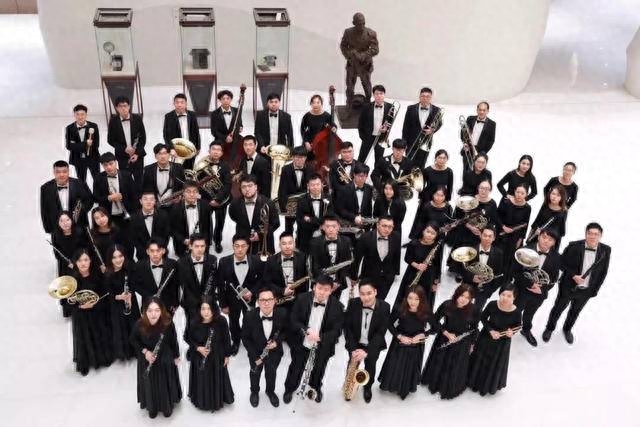 10多场“洋团”新年音乐会搅动南京岁末文化市场，本土乐团积极“求变”迎战