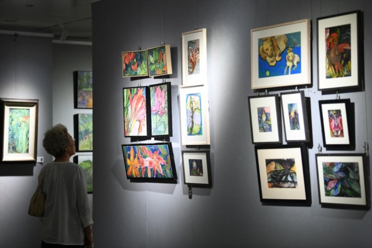 《油彩适意——女性视角绘画展》油画展 在山西省图书馆开幕