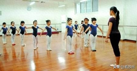 7岁女孩舞蹈培训班下腰不当致残虎丘法院这样判