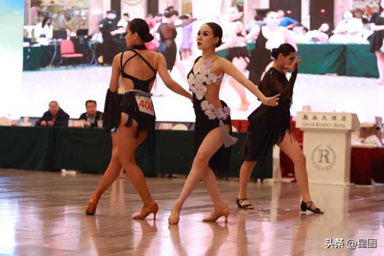 中国国际舞蹈（体育舞蹈）艺术节在青岛举行，山海间共赴舞蹈盛宴
