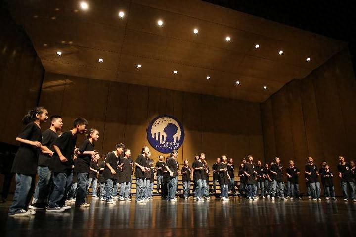 宁波举行公益活动 助力乡村学校音乐艺术教育