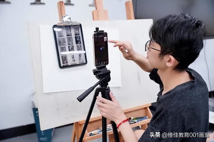 武汉十大画室培训机构谈谈美术生学什么专业工资高