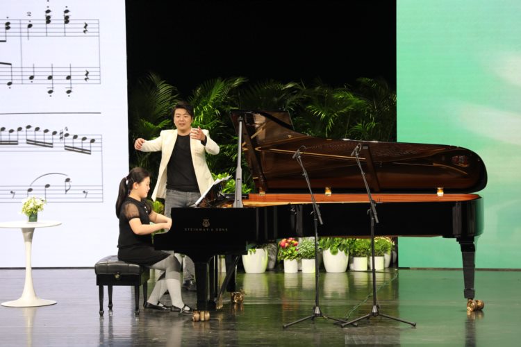 传授指尖上的艺术郎朗钢琴大师课通州台湖开讲