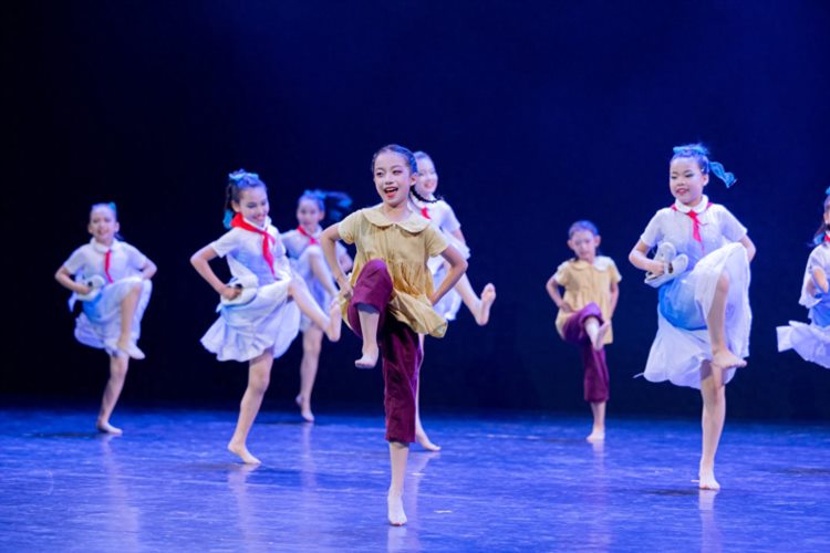 舞动未来！江苏省首届少儿舞蹈大赛决赛在锡开赛
