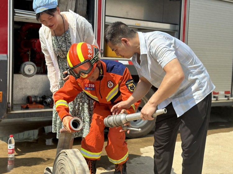 湖北黄石：消防培训进企业上好安全必修课