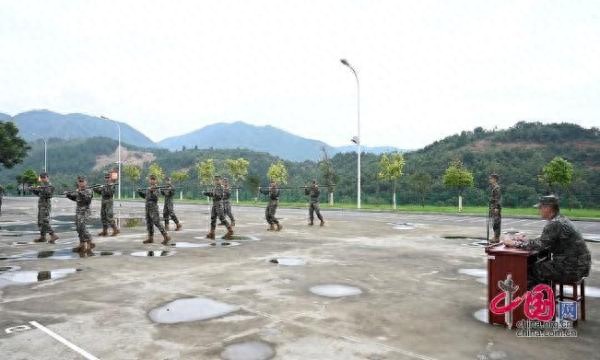 武警福建总队新兵团组织2023年度秋季新训干部骨干培训