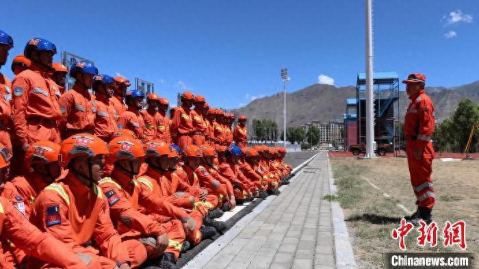 西藏森林消防总队开展地震救援技术专项培训
