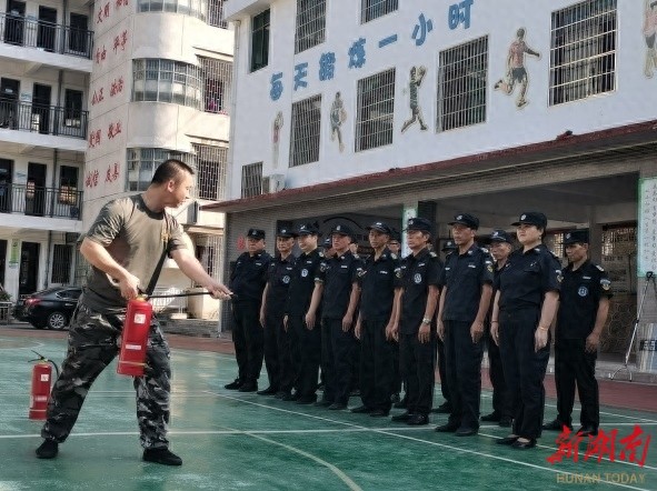 衡阳市珠晖区：开展学校保安员培训筑牢校园安全防线