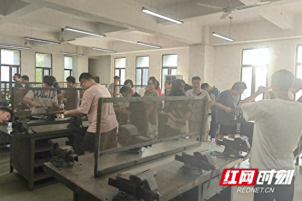 湖南有色金属职院举办2023年职业技能提升培训班