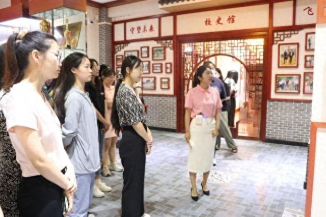 郑州龙门实验学校教育集团举行2023-2024学年新入职教师岗前培训活动